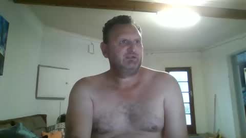 Snapshot of nollie244 chatting on 01/12/25, 04:31 Nollie online show from 01/12/25, 04:31