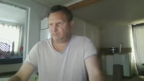 Snapshot of nollie244 chatting on 09/18/25, 05:31 Nollie online show from 09/18/25, 05:31