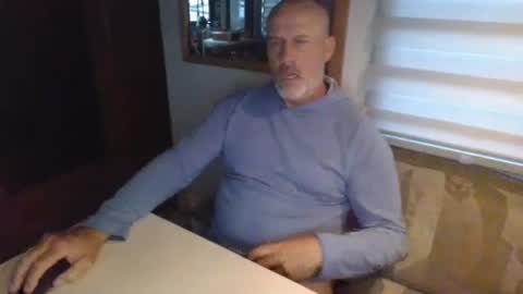 Snapshot of nomadfreedom chatting on 12/05/24, 01:06 nomadfreedom online show from 12/05/24, 01:06