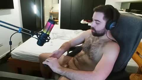 Snapshot of nomadicff chatting on 01/30/25, 10:41 nomadicFF online show from 01/30/25, 10:41