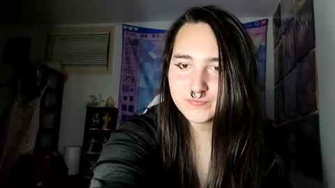 Snapshot of nonbinarybeauty20 chatting on 01/04/25, 07:45 nonbinarybeauty20 online show from 01/04/25, 07:45