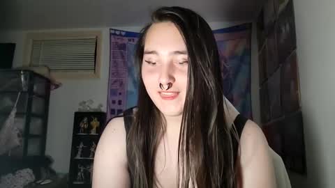 Snapshot of nonbinarybeauty20 chatting on 02/19/25, 03:28 nonbinarybeauty20 online show from 02/19/25, 03:28