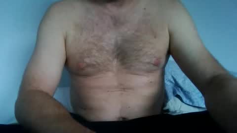 Snapshot of noodlekids chatting on 10/22/25, 02:06 Noodles online show from 10/22/25, 02:06