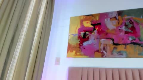 Snapshot of nora_dasilva chatting on 03/04/25, 08:38 Nora Da Silva online show from 03/04/25, 08:38