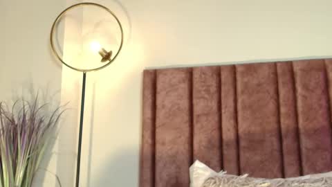 Nora Da Silva online show from 11/15/25, 04:58