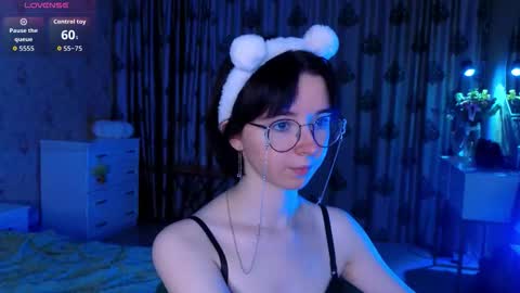 Snapshot of nora_failure chatting on 11/06/25, 01:45 Nora Failure online show from 11/06/25, 01:45