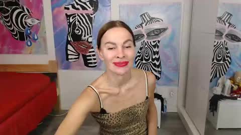 Snapshot of noraohgreys chatting on 12/02/24, 02:41 Nora online show from 12/02/24, 02:41