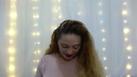 norapaker online show from 11/20/25, 09:03