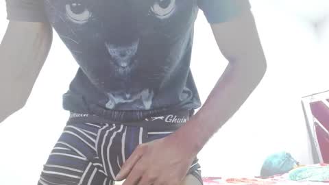 Snapshot of noreno9159 chatting on 11/15/25, 01:58 noreno9159 online show from 11/15/25, 01:58