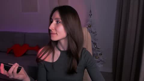 Snapshot of north_valkyrie chatting on 02/16/25, 10:10 Hazel online show from 02/16/25, 10:10