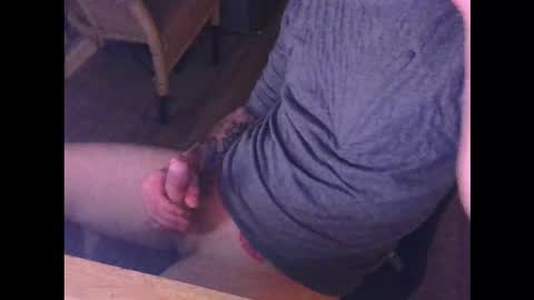 Snapshot of nostrezzzcum chatting on 11/07/25, 05:51 nostrezzzcum online show from 11/07/25, 05:51