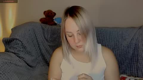 Snapshot of not_nakedcat chatting on 09/15/25, 02:28 hi glad to chat online show from 09/15/25, 02:28