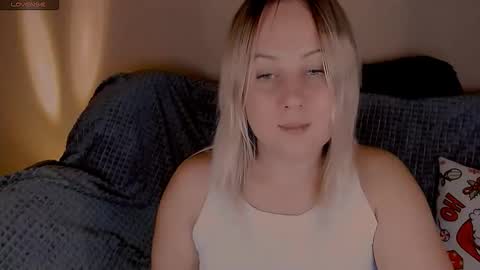 Snapshot of not_nakedcat chatting on 09/23/25, 01:36 hi glad to chat online show from 09/23/25, 01:36