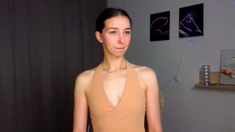 Snapshot of not_yourtoy chatting on 09/15/25, 02:28 Hello My name is Helene NTMU Finger up if u like what u see online show from 09/15/25, 02:28