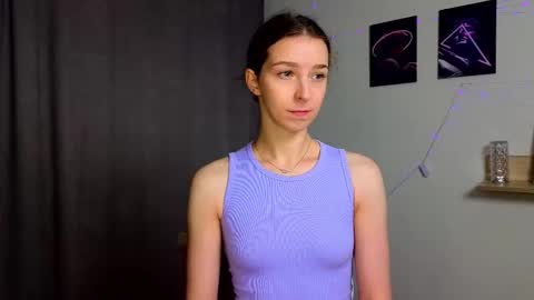 Snapshot of not_yourtoy chatting on 10/06/25, 02:03 Hello My name is Helene NTMU Finger up if u like what u see online show from 10/06/25, 02:03