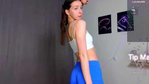 Hello My name is Helene NTMU  Finger up if u like what u see online show from 10/16/25, 02:29