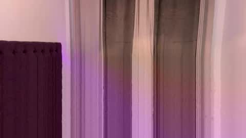 Snapshot of notamericanpie23 chatting on 10/20/25, 07:47 Tina online show from 10/20/25, 07:47