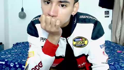 Snapshot of nova740338 chatting on 02/12/25, 09:43 Nova online show from 02/12/25, 09:43