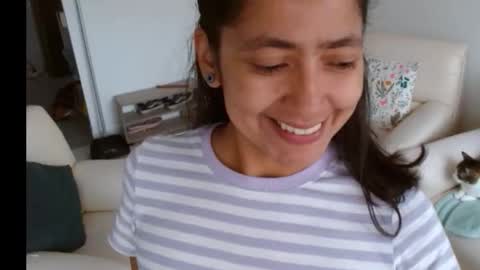 Snapshot of novaperotti chatting on 11/14/25, 05:00 novaperotti online show from 11/14/25, 05:00