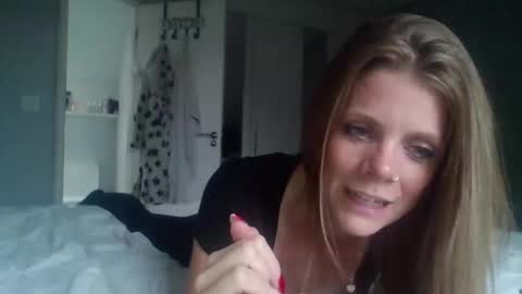 Alice  Nudgeman online show from 10/09/25, 08:12