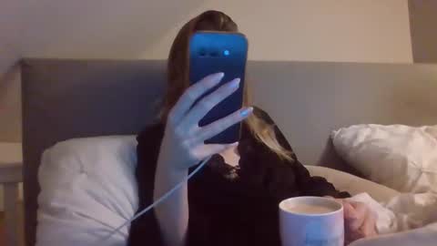 Alice  Nudgeman online show from 10/28/25, 06:06