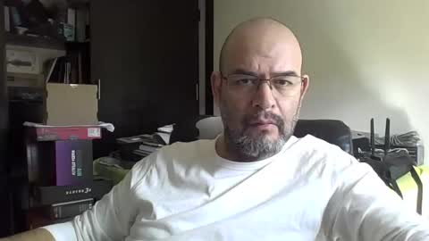 Snapshot of nuevoshowgranlattino chatting on 11/22/25, 03:22 nuevoshowgranlattino online show from 11/22/25, 03:22