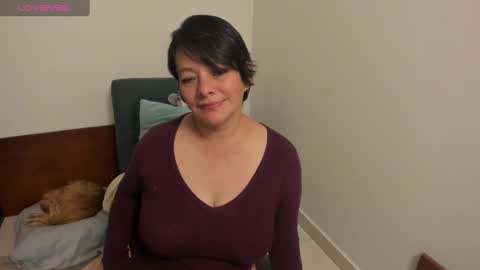 nuit_rose online show from 01/20/25, 04:54