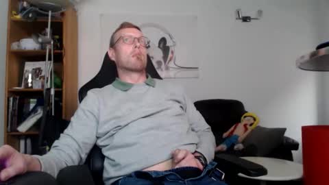 nursefan online show from 10/31/25, 03:46