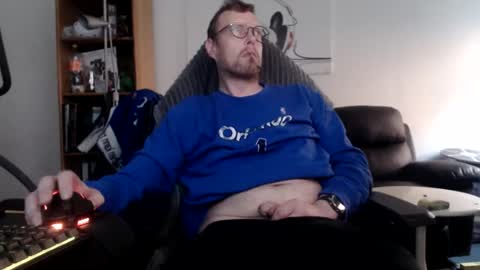 nursefan online show from 11/08/25, 02:50