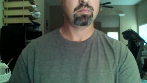 nvrenuff1979 online show from 11/16/25, 01:39