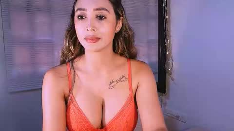 Nycole online show from 10/22/25, 05:56