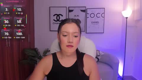 nylaa_rose online show from 09/16/25, 06:53