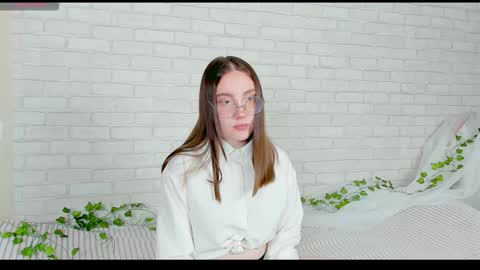 Kat online show from 11/03/25, 05:47