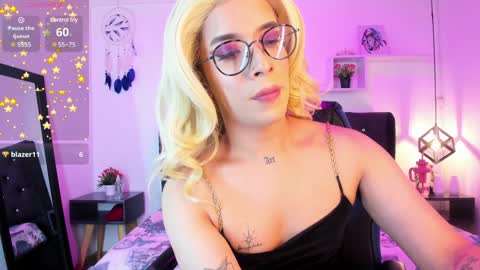 Snapshot of nyx__blackwood chatting on 01/20/25, 03:48 nyx__blackwood online show from 01/20/25, 03:48