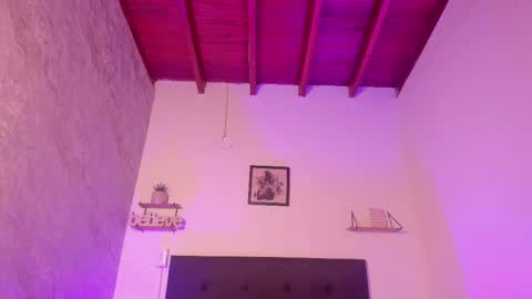 nyxa_ online show from 11/07/25, 02:11