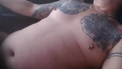 Snapshot of ocdv8sissy chatting on 11/23/25, 05:24 OCSissyDv8 online show from 11/23/25, 05:24