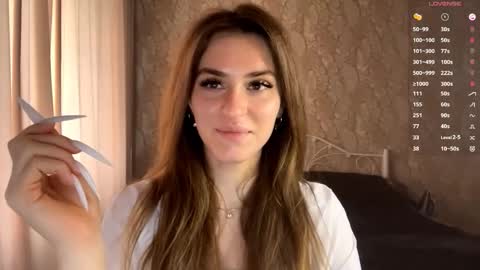 Mia online show from 09/30/25, 08:08