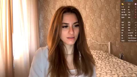 Mia online show from 10/21/25, 09:54