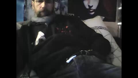 Snapshot of oedipe666 chatting on 12/31/24, 10:26 oedipe666cam online show from 12/31/24, 10:26