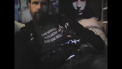 Snapshot of oedipe666 chatting on 01/05/25, 05:41 oedipe666cam online show from 01/05/25, 05:41
