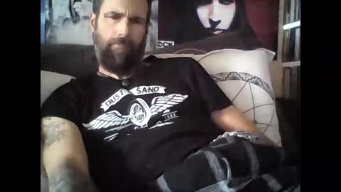 Snapshot of oedipe666 chatting on 01/28/25, 03:04 oedipe666cam online show from 01/28/25, 03:04