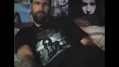 Snapshot of oedipe666 chatting on 02/10/25, 04:04 oedipe666cam online show from 02/10/25, 04:04