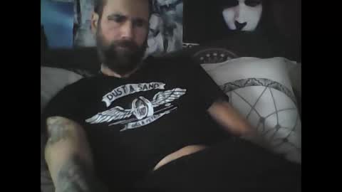 Snapshot of oedipe666 chatting on 02/11/25, 01:30 oedipe666cam online show from 02/11/25, 01:30