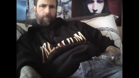 Snapshot of oedipe666 chatting on 02/28/25, 02:20 oedipe666cam online show from 02/28/25, 02:20
