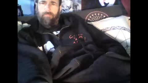 Snapshot of oedipe666 chatting on 03/01/25, 08:02 oedipe666cam online show from 03/01/25, 08:02