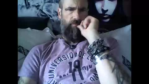 Snapshot of oedipe666 chatting on 09/09/25, 12:59 oedipe666cam online show from 09/09/25, 12:59