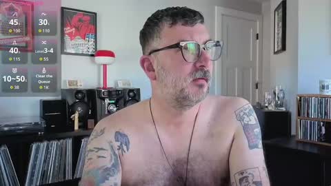 Snapshot of office_dad chatting on 10/06/25, 06:38 Office Dad online show from 10/06/25, 06:38