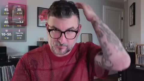 Snapshot of office_dad chatting on 10/13/25, 06:41 Office Dad online show from 10/13/25, 06:41