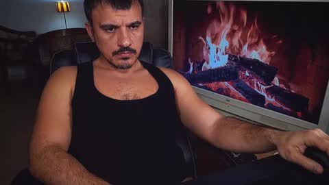 Snapshot of officeman7 chatting on 01/10/25, 08:04 officeman7 online show from 01/10/25, 08:04