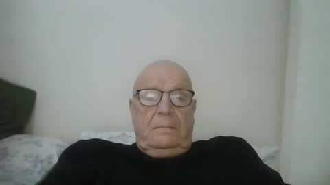Snapshot of oggi95 chatting on 02/18/25, 07:19 oggi95 online show from 02/18/25, 07:19